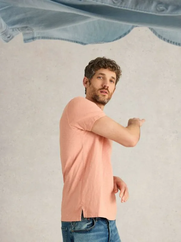 Abersoch Crew Neck Tee in LIGHT PINK<White Stuff Fashion