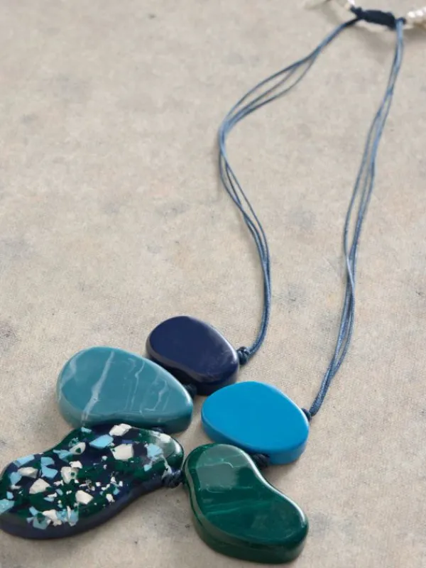 Abstract Resin Necklace in BLUE MULTI<White Stuff Outlet
