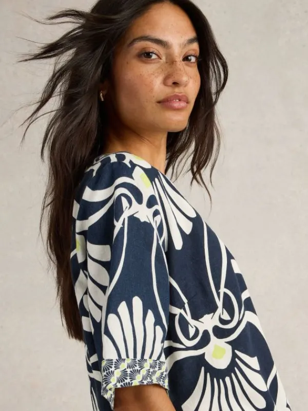 Ash Linen Blend Top in NAVY PRINT<White Stuff Outlet