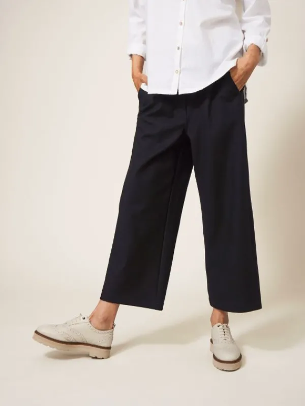Belle Wide Leg Cropped Trouser in PURE BLACK<White Stuff Discount