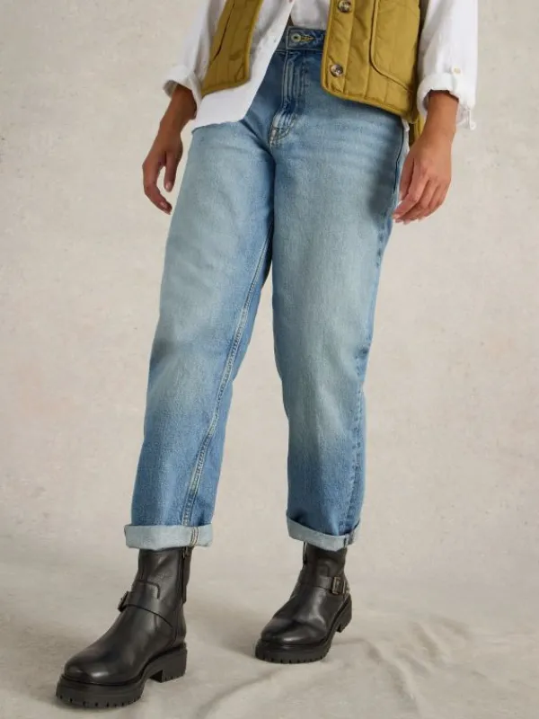 Charlie Straight Jean in MID DENIM<White Stuff Online