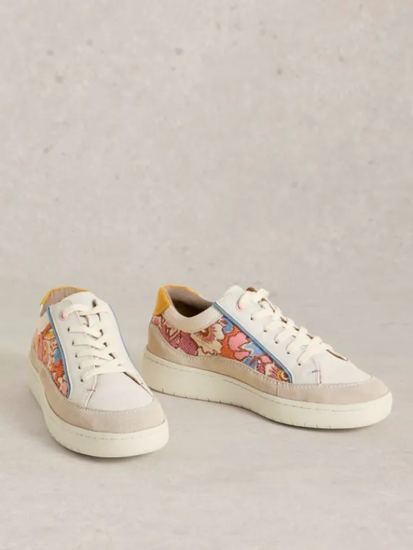Della Leather Trainers in WHITE MULTI<White Stuff Hot