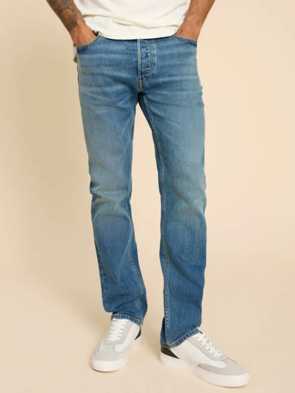 Eastwood Straight Jean in LIGHT DENIM<White Stuff Fashion
