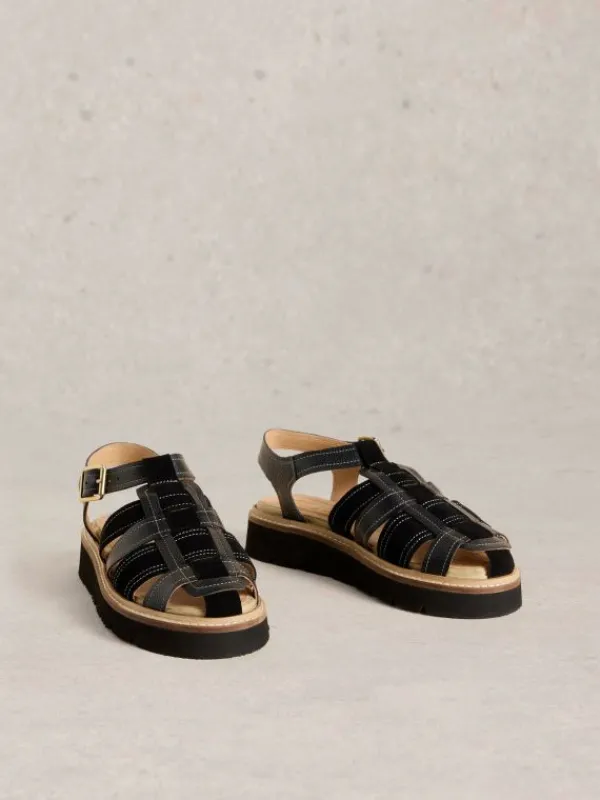 Fisherman Chunky Sandal in PURE BLACK<White Stuff Hot