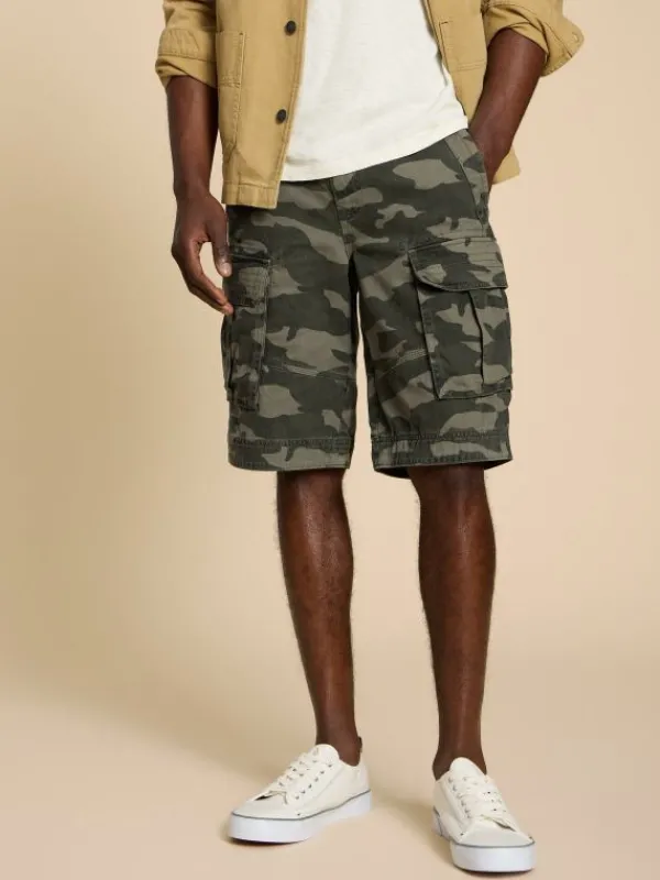 Halsall Organic Cargo Short in GREEN MULTI<White Stuff Outlet