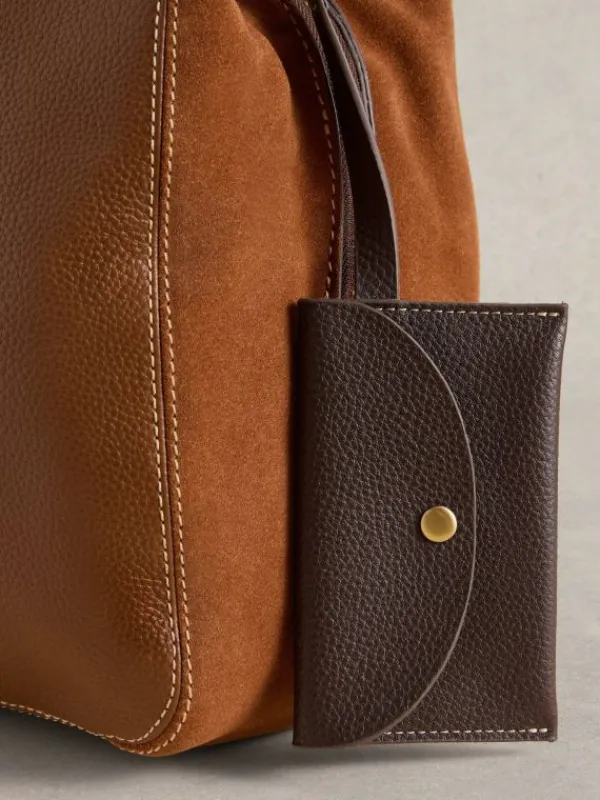 Hettie Leather Zip Tote in MID TAN<White Stuff Fashion