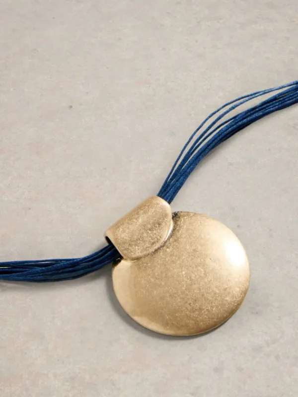 Maple Disk Necklace in FRENCH NAVY<White Stuff New
