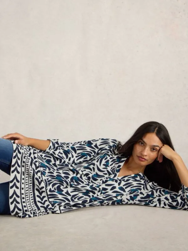 MARTA V NECK TUNIC in BLUE PRINT<White Stuff Best