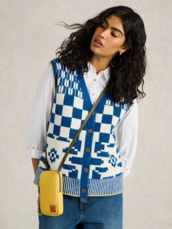 Meadow Phone Bag in MID CHARTREUSE<White Stuff Fashion