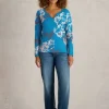 NELLY NECK TEE in BLUE MULTI<White Stuff Hot