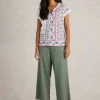NELLY NOTCH NECK SHORT SLEEVE TEE in WHITE PRINT<White Stuff Outlet