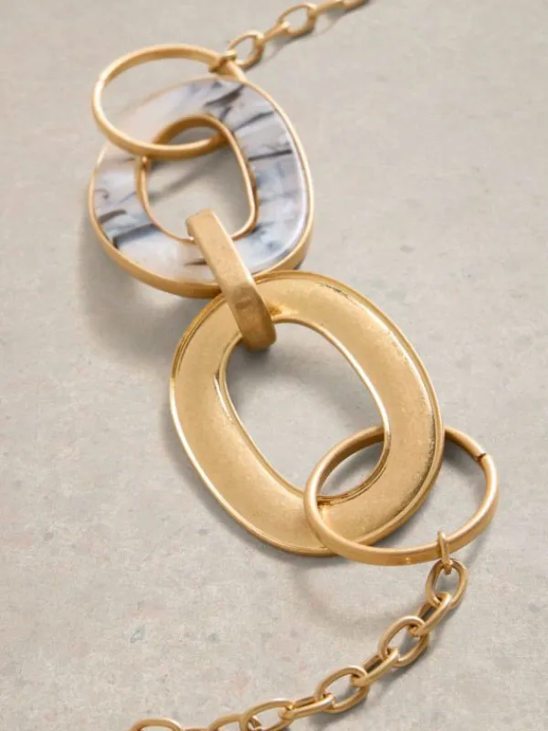 Resin Link Necklace in GOLD TONE METALLIC<White Stuff Hot