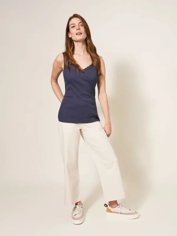 SEABREEZE VEST V NECK in DUSTY PURPLE<White Stuff Hot