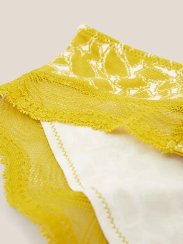 Shortie in CHARTREUSE MULTI<White Stuff Hot