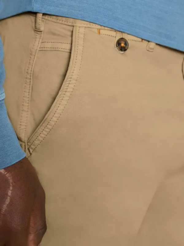 Sutton Organic Chino Short in LIGHT NATURAL<White Stuff Outlet