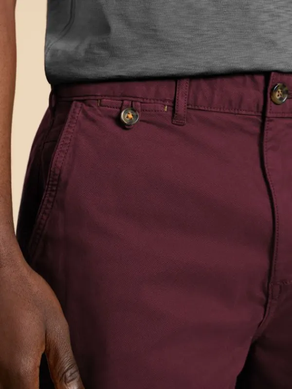 Sutton Organic Chino Short in DK PLUM<White Stuff Discount
