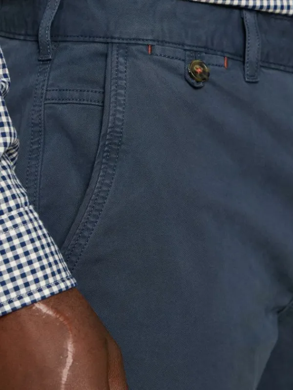 Sutton Organic Chino Trouser in DARK NAVY<White Stuff Fashion