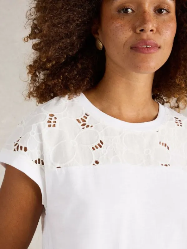 THEA BRODERIE TEE in BRILLIANT WHITE<White Stuff Hot