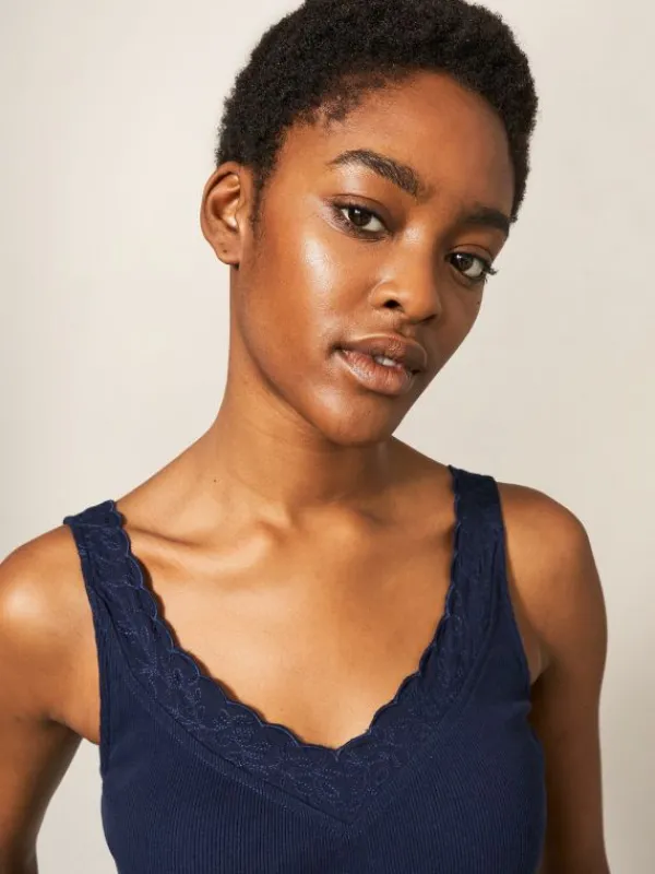 V NECK SEABREEZE VEST in FRENCH NAVY<White Stuff Discount